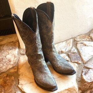Lucchese women's cowboy boots 8.5